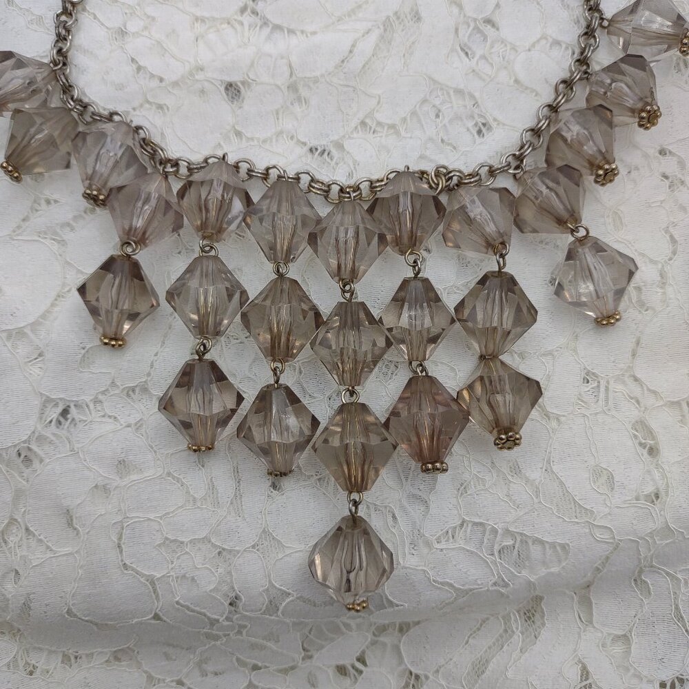 Vintage necklace 17-18  not glass silvertone chain